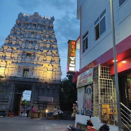 Mbj Inn- Temple View Kanchipuram Exterior foto