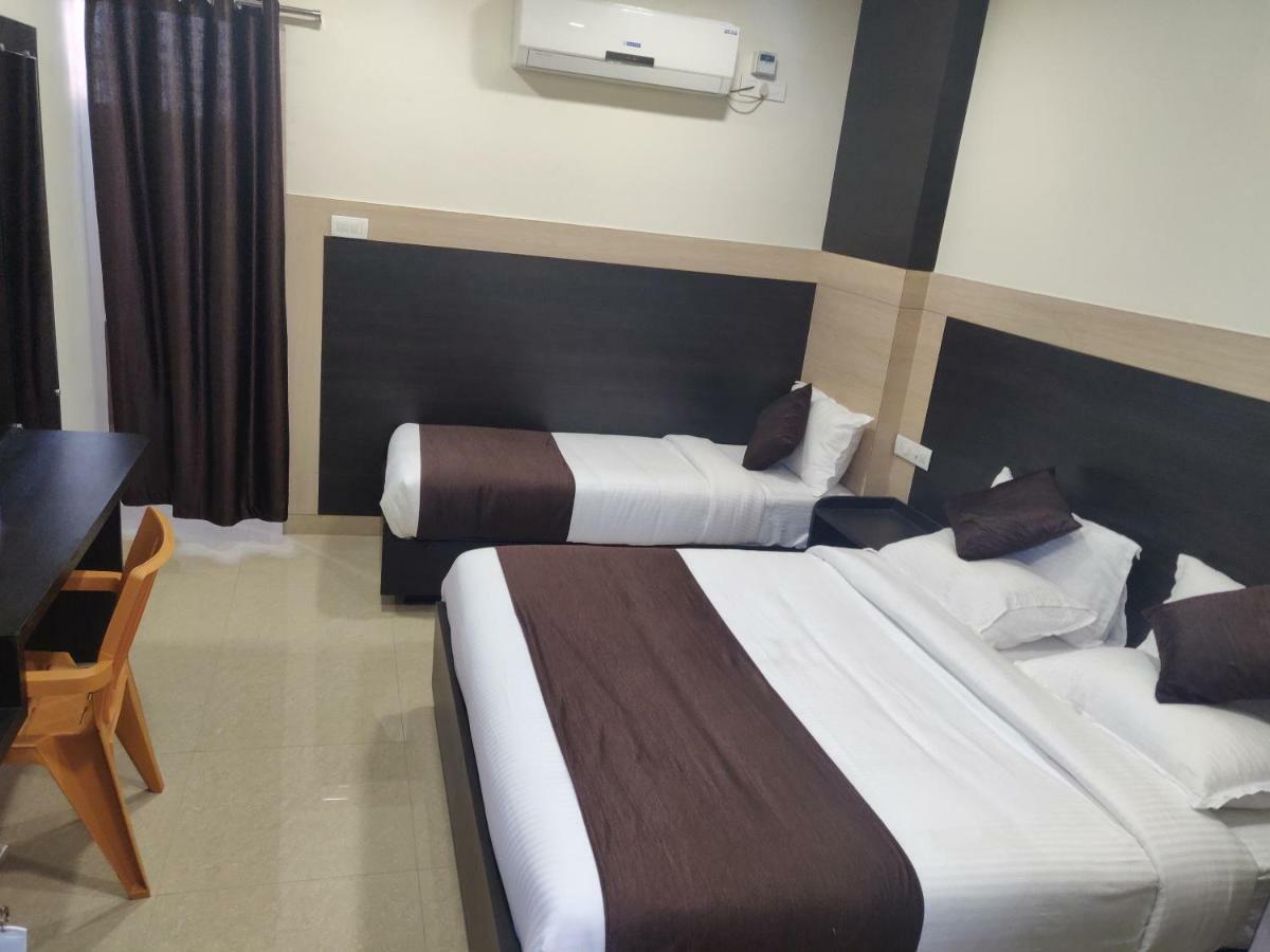 Mbj Inn- Temple View Kanchipuram Quarto foto