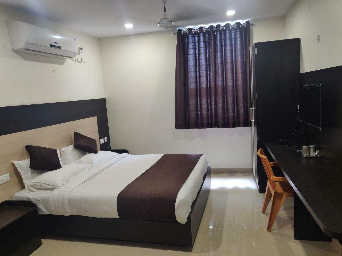 Mbj Inn- Temple View Kanchipuram Quarto foto